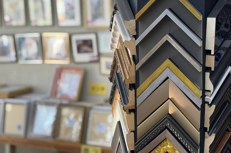 PICTURE FRAME